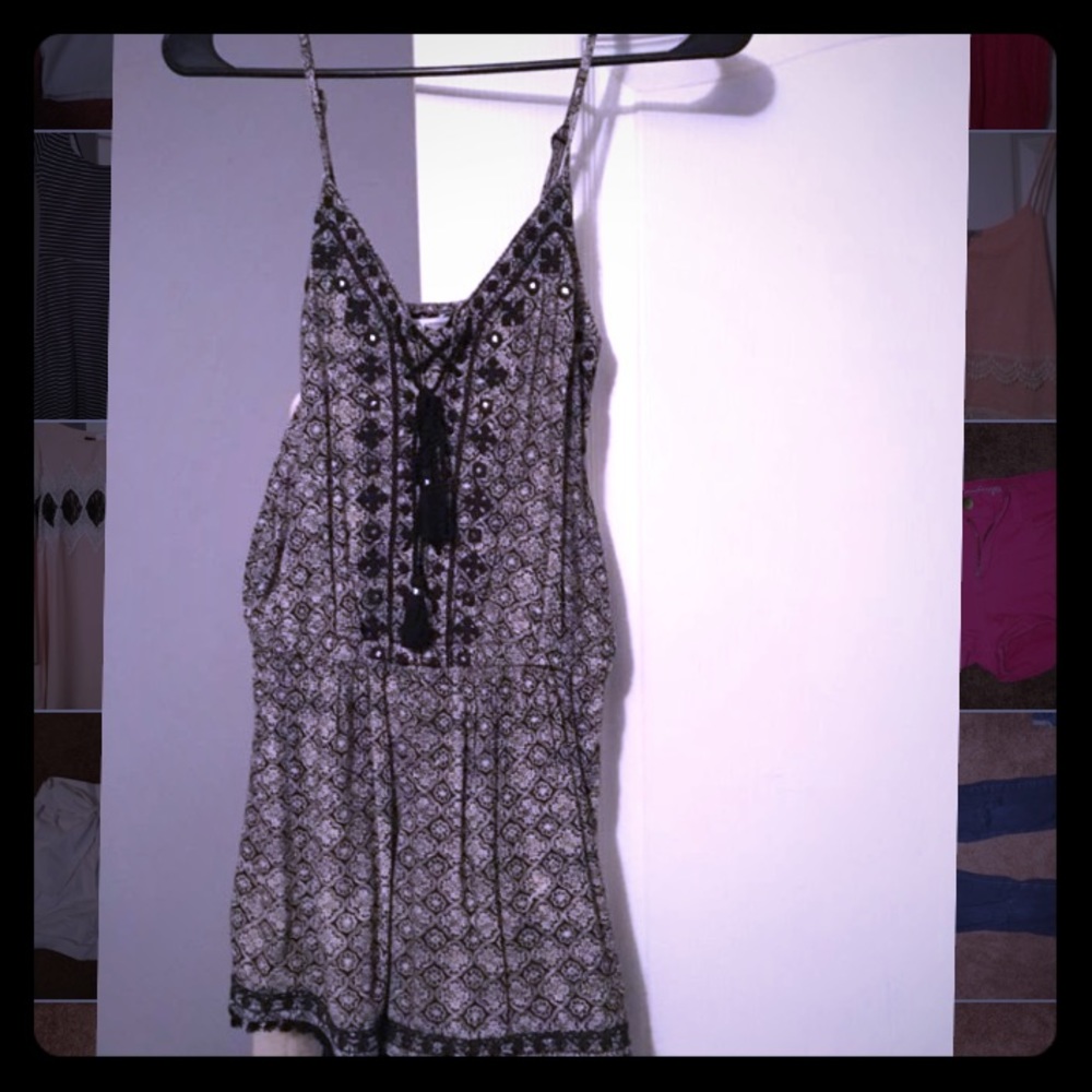 American Eagle Romper